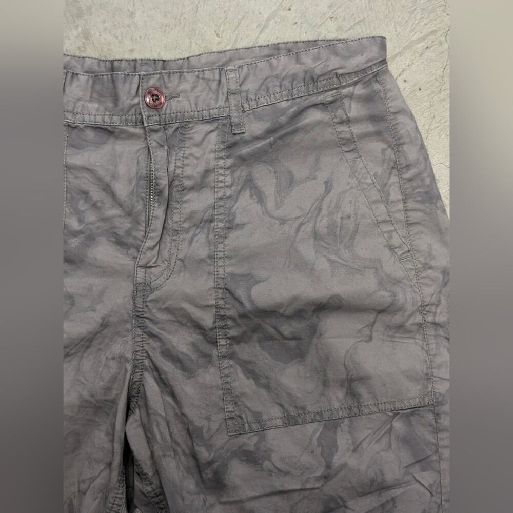 ·United Colors of Benetton Shorts, Size 34